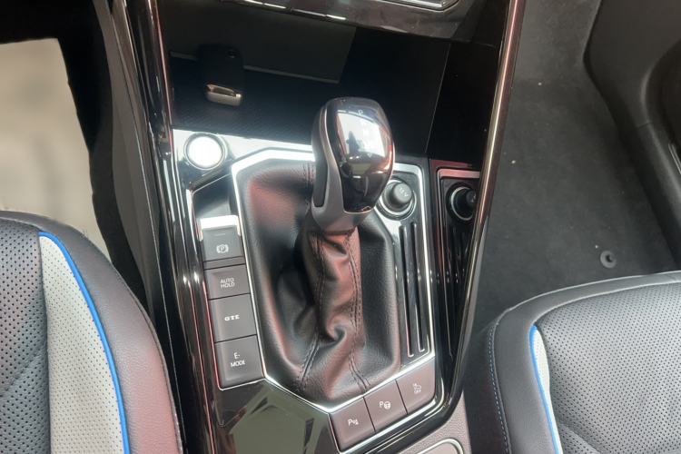 Used Volkswagen Tayron GTE Plug-in Hybrid 2020 1.4T Luxury Model Gear Lever