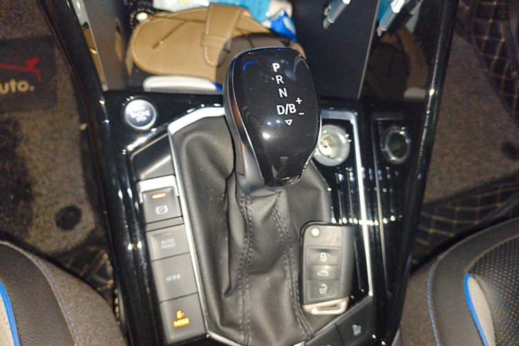 Used Volkswagen Tayron GTE Plug-in Hybrid 2020 1.4T Luxury Model Gear Lever
