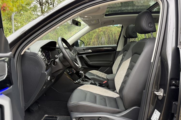 Used Volkswagen Tayron GTE Plug-in Hybrid 2020 1.4T Luxury Model Interior 10