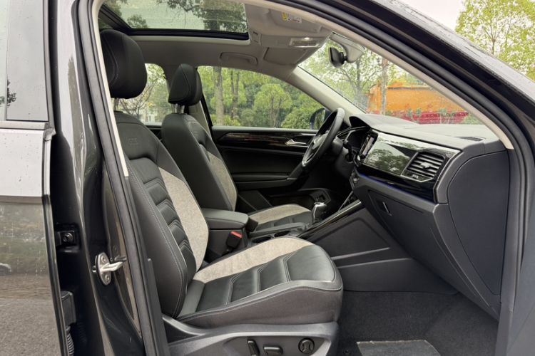 Used Volkswagen Tayron GTE Plug-in Hybrid 2020 1.4T Luxury Model Interior 8