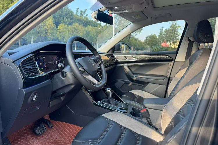Used Volkswagen Tayron GTE Plug-in Hybrid 2020 1.4T Luxury Model Left Front Seat