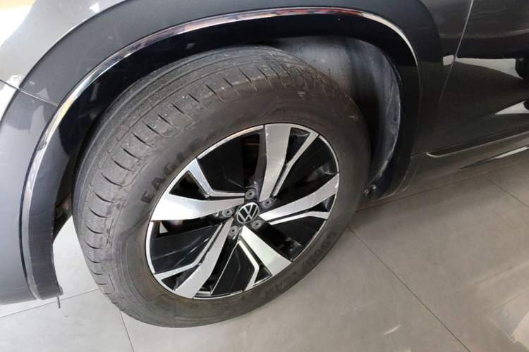 Used Volkswagen Tayron GTE Plug-in Hybrid 2020 1.4T Luxury Model Left Front Wheel Hub