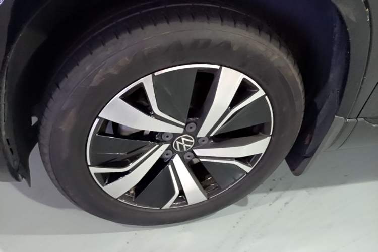 Used Volkswagen Tayron GTE Plug-in Hybrid 2020 1.4T Luxury Model Left Front Wheel Hub