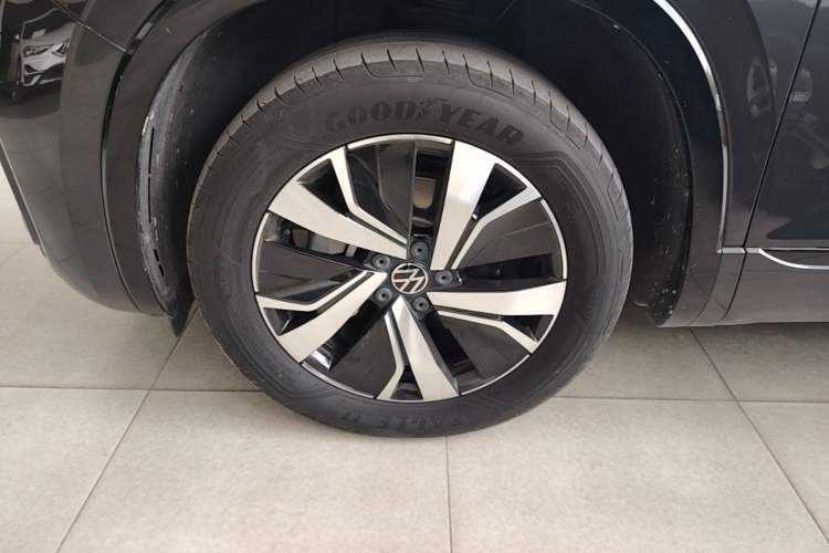 Used Volkswagen Tayron GTE Plug-in Hybrid 2020 1.4T Luxury Model Left Front Wheel Hub