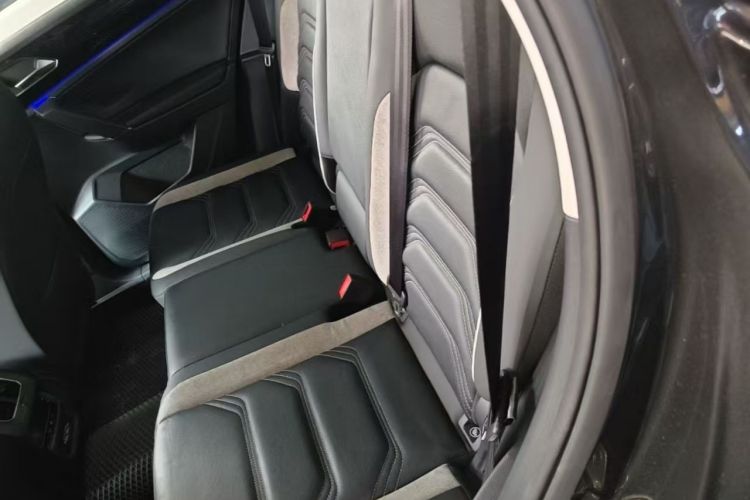 Used Volkswagen Tayron GTE Plug-in Hybrid 2020 1.4T Luxury Model Left Rear Seat
