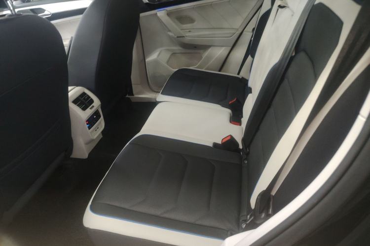 Used Volkswagen Tayron GTE Plug-in Hybrid 2020 1.4T Luxury Model Left Rear Seat