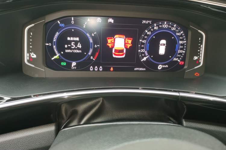 Used Volkswagen Tayron GTE Plug-in Hybrid 2020 1.4T Luxury Model Odometer Close Up