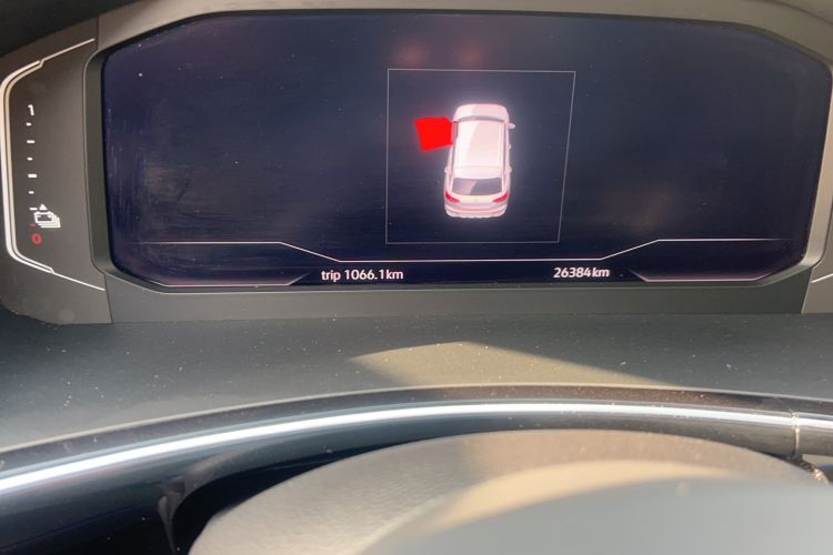 Used Volkswagen Tayron GTE Plug-in Hybrid 2020 1.4T Luxury Model Odometer Close Up