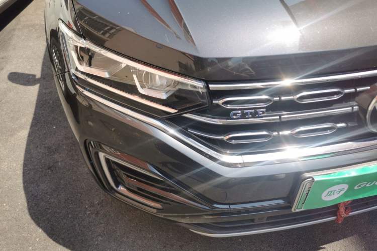 Used Volkswagen Tayron GTE Plug-in Hybrid 2020 1.4T Luxury Model Right Front Headlight