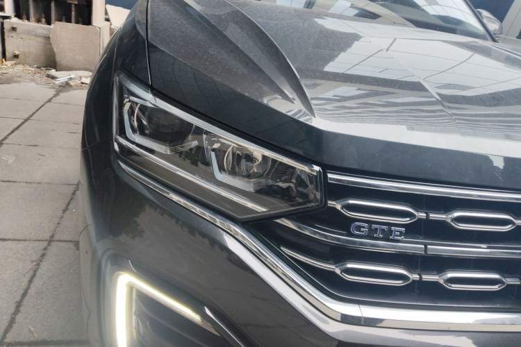 Used Volkswagen Tayron GTE Plug-in Hybrid 2020 1.4T Luxury Model Right Front Headlight
