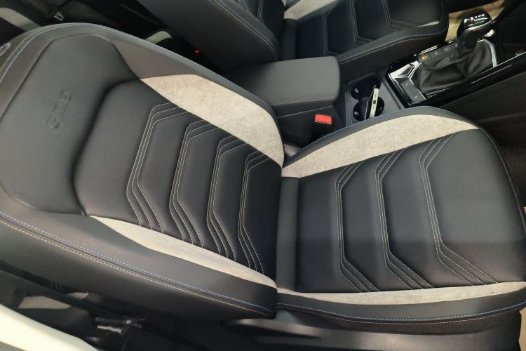 Used Volkswagen Tayron GTE Plug-in Hybrid 2020 1.4T Luxury Model Right Front Seat