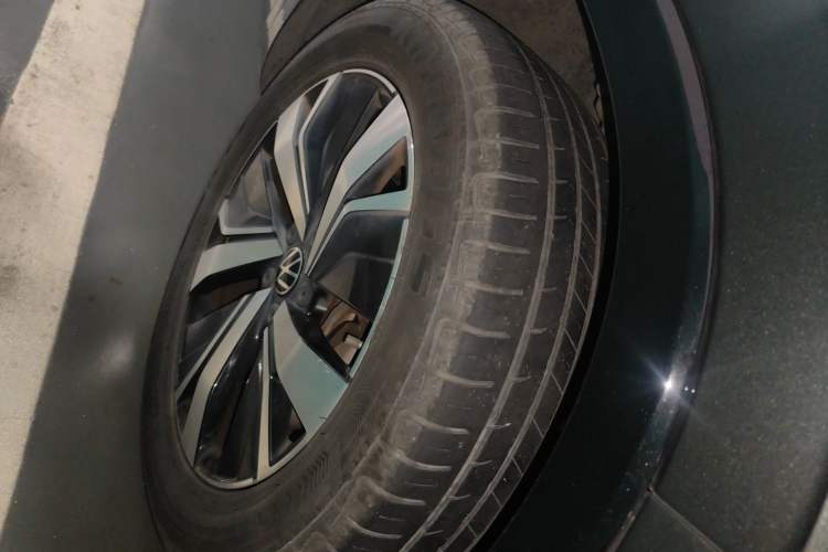 Used Volkswagen Tayron GTE Plug-in Hybrid 2020 1.4T Luxury Model Right Front Wheel Hub