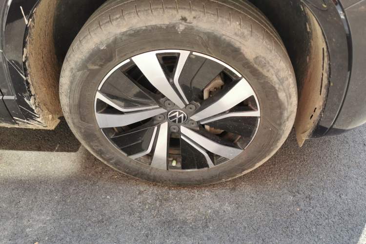 Used Volkswagen Tayron GTE Plug-in Hybrid 2020 1.4T Luxury Model Right Front Wheel Hub