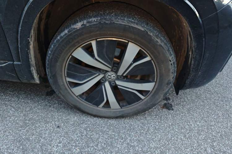 Used Volkswagen Tayron GTE Plug-in Hybrid 2020 1.4T Luxury Model Right Front Wheel Hub