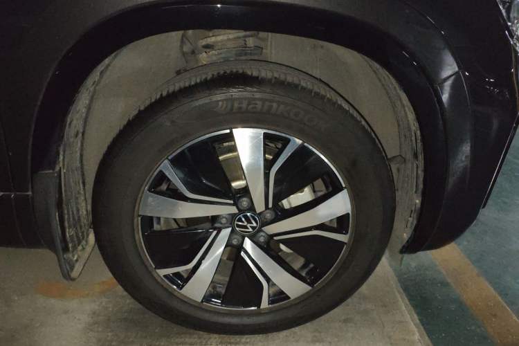 Used Volkswagen Tayron GTE Plug-in Hybrid 2020 1.4T Luxury Model Right Front Wheel Hub