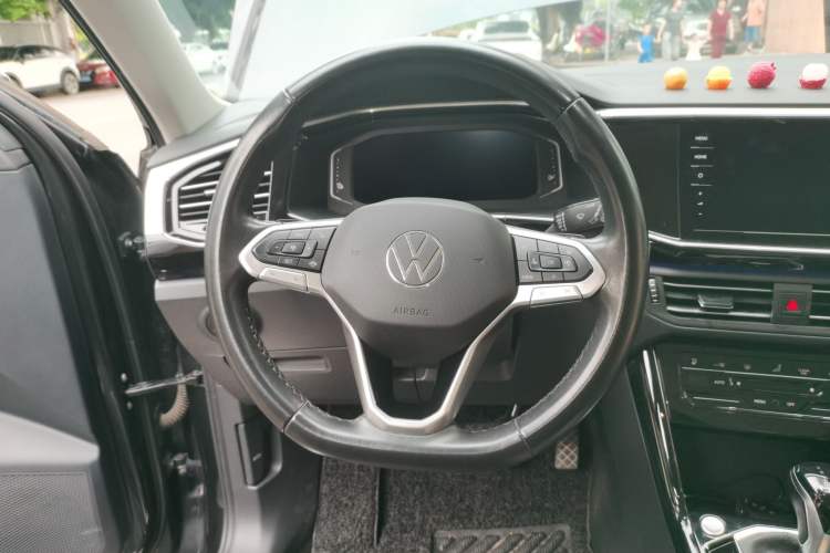 Used Volkswagen Tayron GTE Plug-in Hybrid 2020 1.4T Luxury Model Steering Wheel
