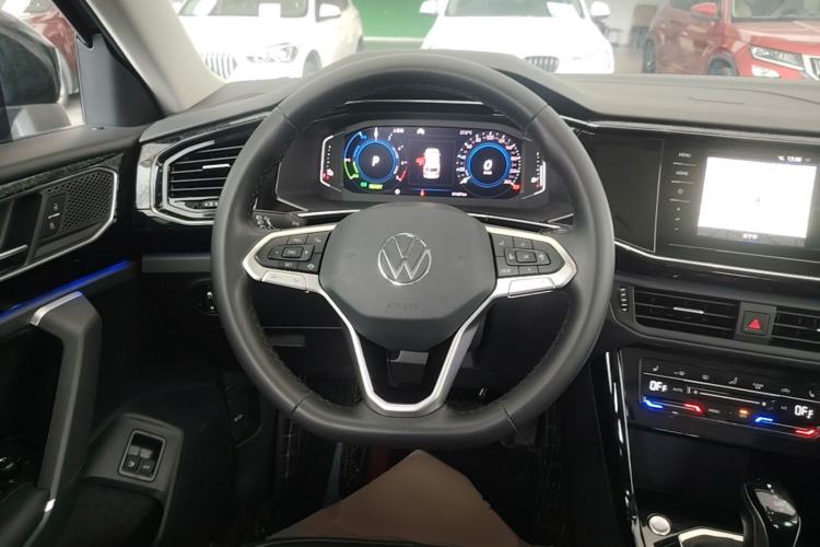 Used Volkswagen Tayron GTE Plug-in Hybrid 2020 1.4T Luxury Model Steering Wheel