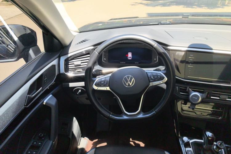 Used Volkswagen Tayron GTE Plug-in Hybrid 2020 1.4T Luxury Model Steering Wheel