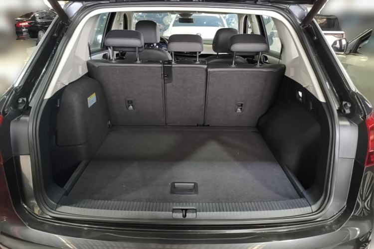 Used Volkswagen Tayron GTE Plug-in Hybrid 2020 1.4T Luxury Model Trunk