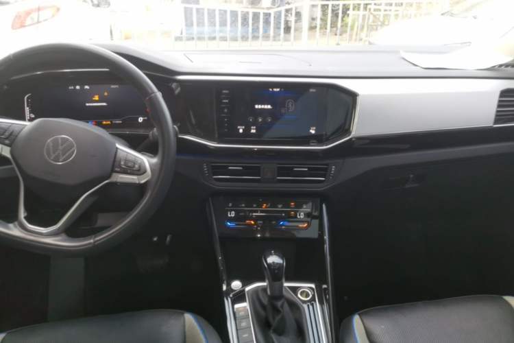 Used Volkswagen Tayron GTE Plug-in Hybrid 2020 1.4T Luxury Model Audio And AC Panel