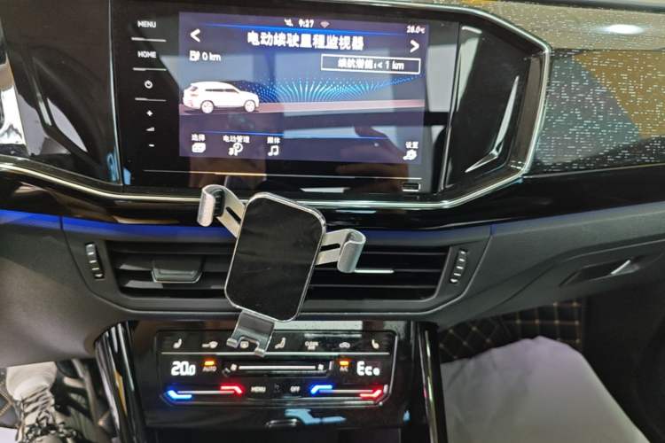 Used Volkswagen Tayron GTE Plug-in Hybrid 2020 1.4T Luxury Model Audio And AC Panel