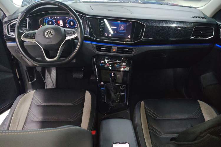Used Volkswagen Tayron GTE Plug-in Hybrid 2020 1.4T Luxury Model Center Console