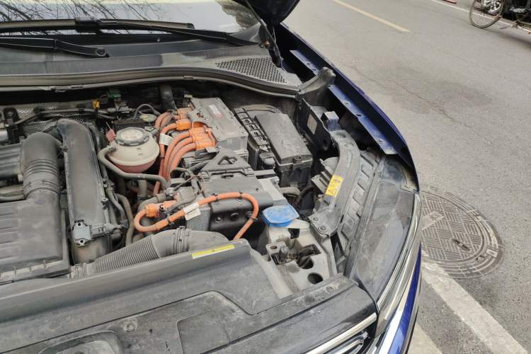 Used Volkswagen Tayron GTE Plug-in Hybrid 2020 1.4T Luxury Model Engine Bay Left