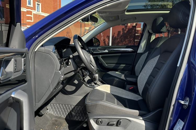 Used Volkswagen Tayron GTE Plug-in Hybrid 2020 1.4T Luxury Model Exterior 2