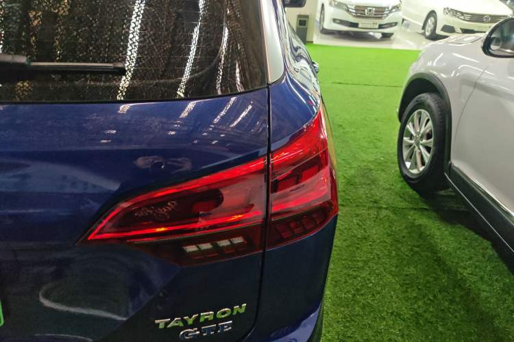Used Volkswagen Tayron GTE Plug-in Hybrid 2020 1.4T Luxury Model Exterior 3