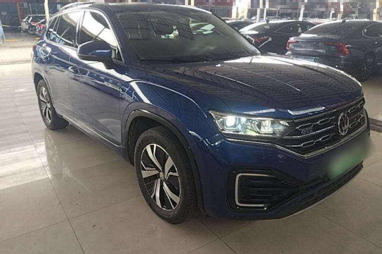 Used Volkswagen Tayron GTE Plug-in Hybrid 2020 1.4T Luxury Model Front Right 45 Deg