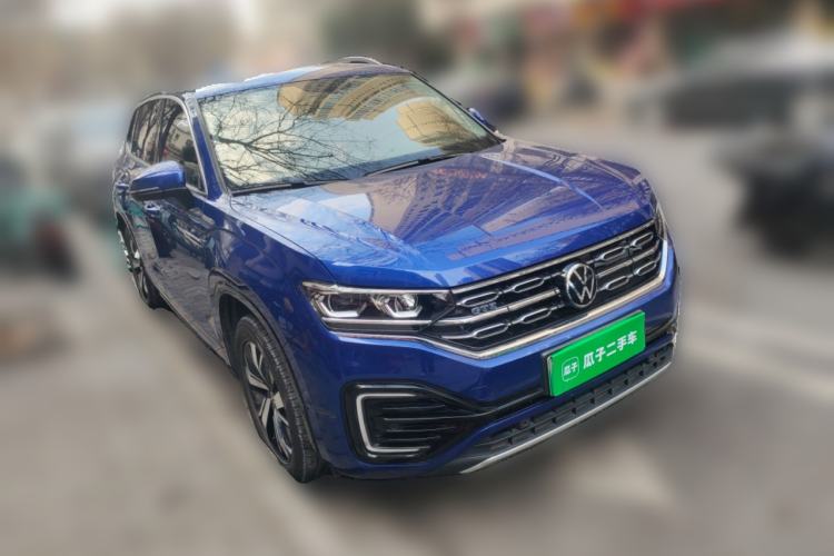 Used Volkswagen Tayron GTE Plug-in Hybrid 2020 1.4T Luxury Model Front Right 45 Deg