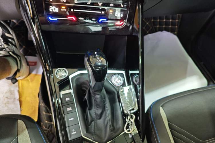 Used Volkswagen Tayron GTE Plug-in Hybrid 2020 1.4T Luxury Model Gear Lever