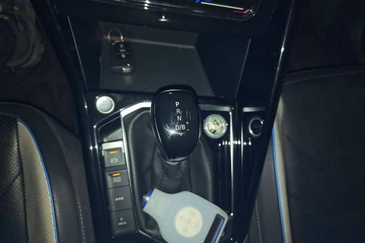 Used Volkswagen Tayron GTE Plug-in Hybrid 2020 1.4T Luxury Model Gear Lever