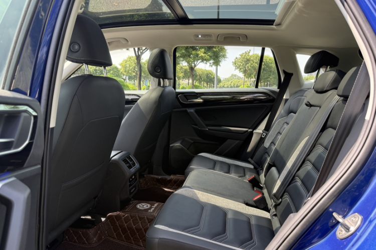 Used Volkswagen Tayron GTE Plug-in Hybrid 2020 1.4T Luxury Model Interior 8