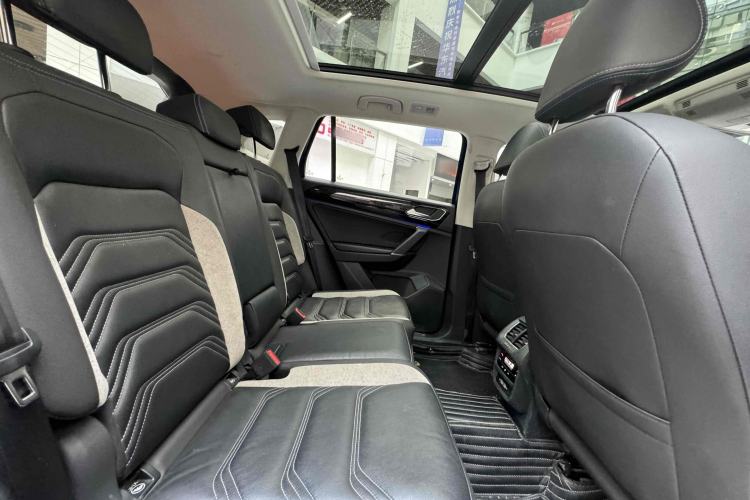 Used Volkswagen Tayron GTE Plug-in Hybrid 2020 1.4T Luxury Model Interior 9