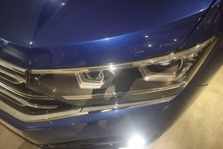 Used Volkswagen Tayron GTE Plug-in Hybrid 2020 1.4T Luxury Model Left Front Headlight