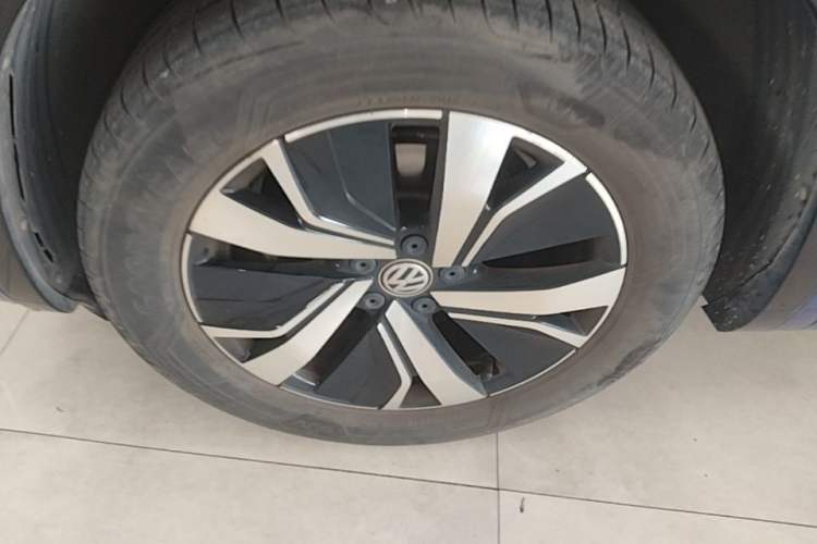 Used Volkswagen Tayron GTE Plug-in Hybrid 2020 1.4T Luxury Model Left Front Wheel Hub