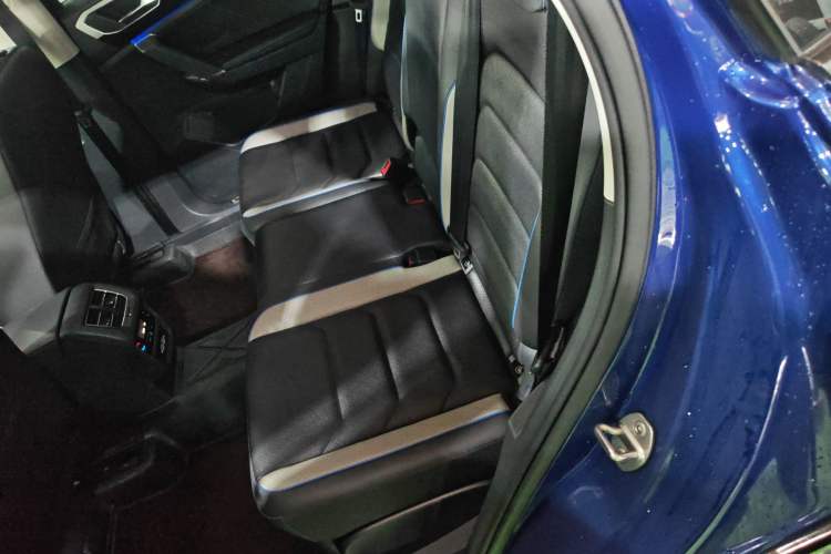 Used Volkswagen Tayron GTE Plug-in Hybrid 2020 1.4T Luxury Model Left Rear Seat