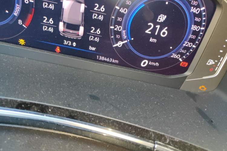 Used Volkswagen Tayron GTE Plug-in Hybrid 2020 1.4T Luxury Model Odometer Close Up