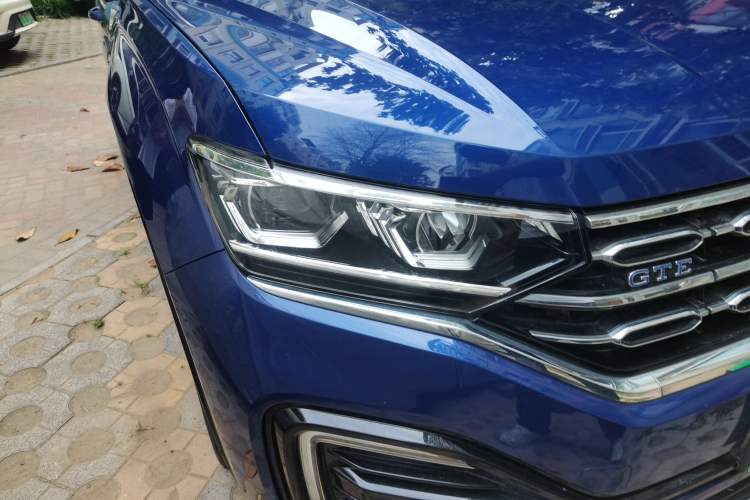 Used Volkswagen Tayron GTE Plug-in Hybrid 2020 1.4T Luxury Model Right Front Headlight