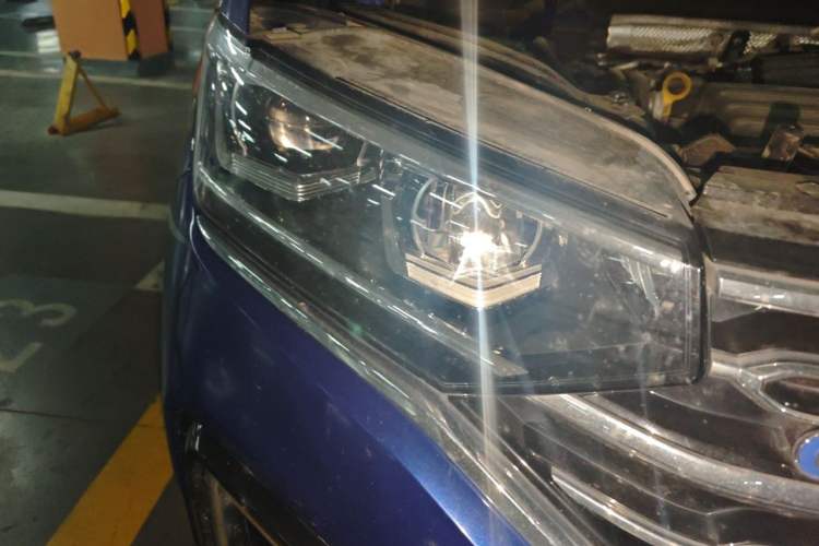 Used Volkswagen Tayron GTE Plug-in Hybrid 2020 1.4T Luxury Model Right Front Headlight
