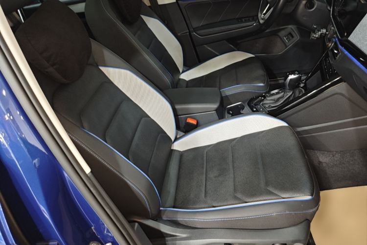 Used Volkswagen Tayron GTE Plug-in Hybrid 2020 1.4T Luxury Model Right Front Seat