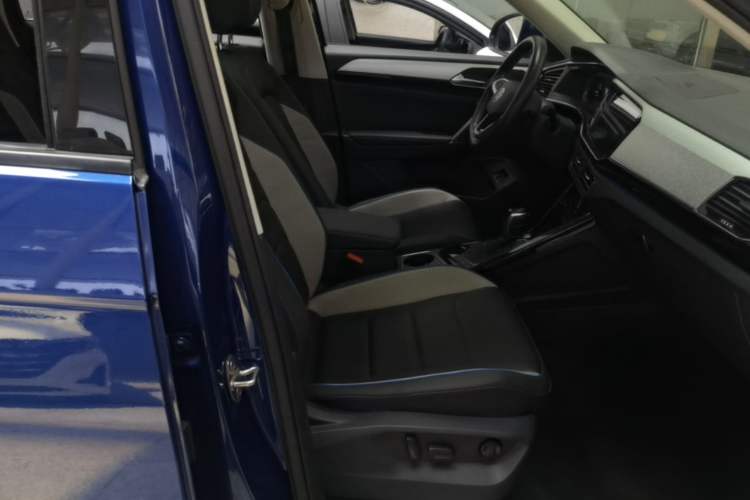 Used Volkswagen Tayron GTE Plug-in Hybrid 2020 1.4T Luxury Model Right Front Seat