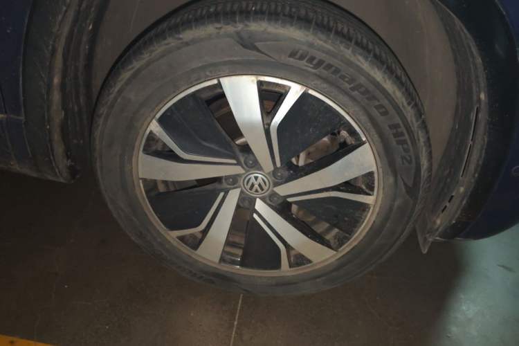 Used Volkswagen Tayron GTE Plug-in Hybrid 2020 1.4T Luxury Model Right Front Wheel Hub