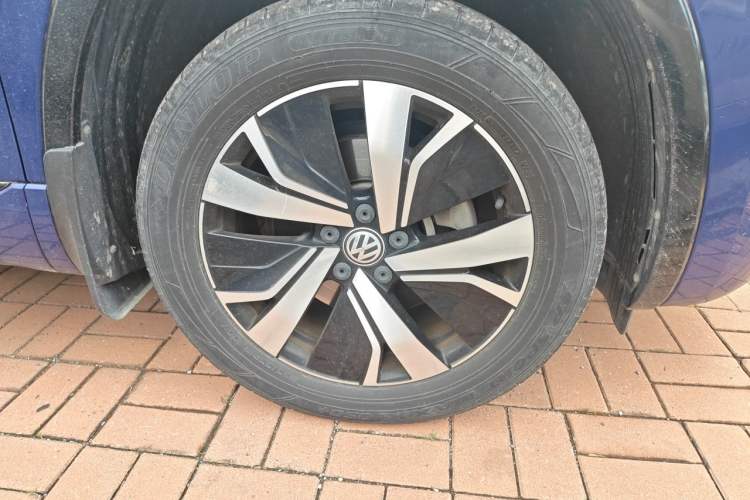 Used Volkswagen Tayron GTE Plug-in Hybrid 2020 1.4T Luxury Model Right Front Wheel Hub