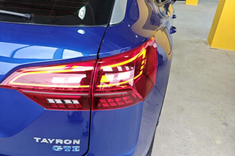 Used Volkswagen Tayron GTE Plug-in Hybrid 2020 1.4T Luxury Model Right Rear Taillight