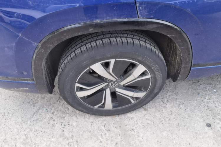 Used Volkswagen Tayron GTE Plug-in Hybrid 2020 1.4T Luxury Model Right Rear Wheel Hub