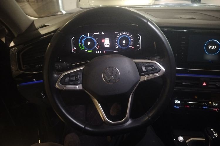 Used Volkswagen Tayron GTE Plug-in Hybrid 2020 1.4T Luxury Model Steering Wheel