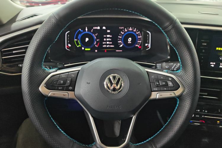 Used Volkswagen Tayron GTE Plug-in Hybrid 2020 1.4T Luxury Model Steering Wheel