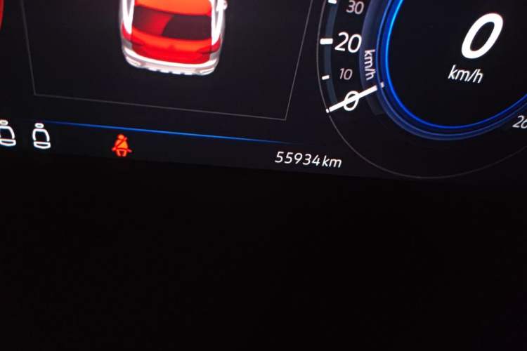 Used Volkswagen Tayron GTE Plug-in Hybrid 2020 1.4T Luxury Model Odometer Close Up